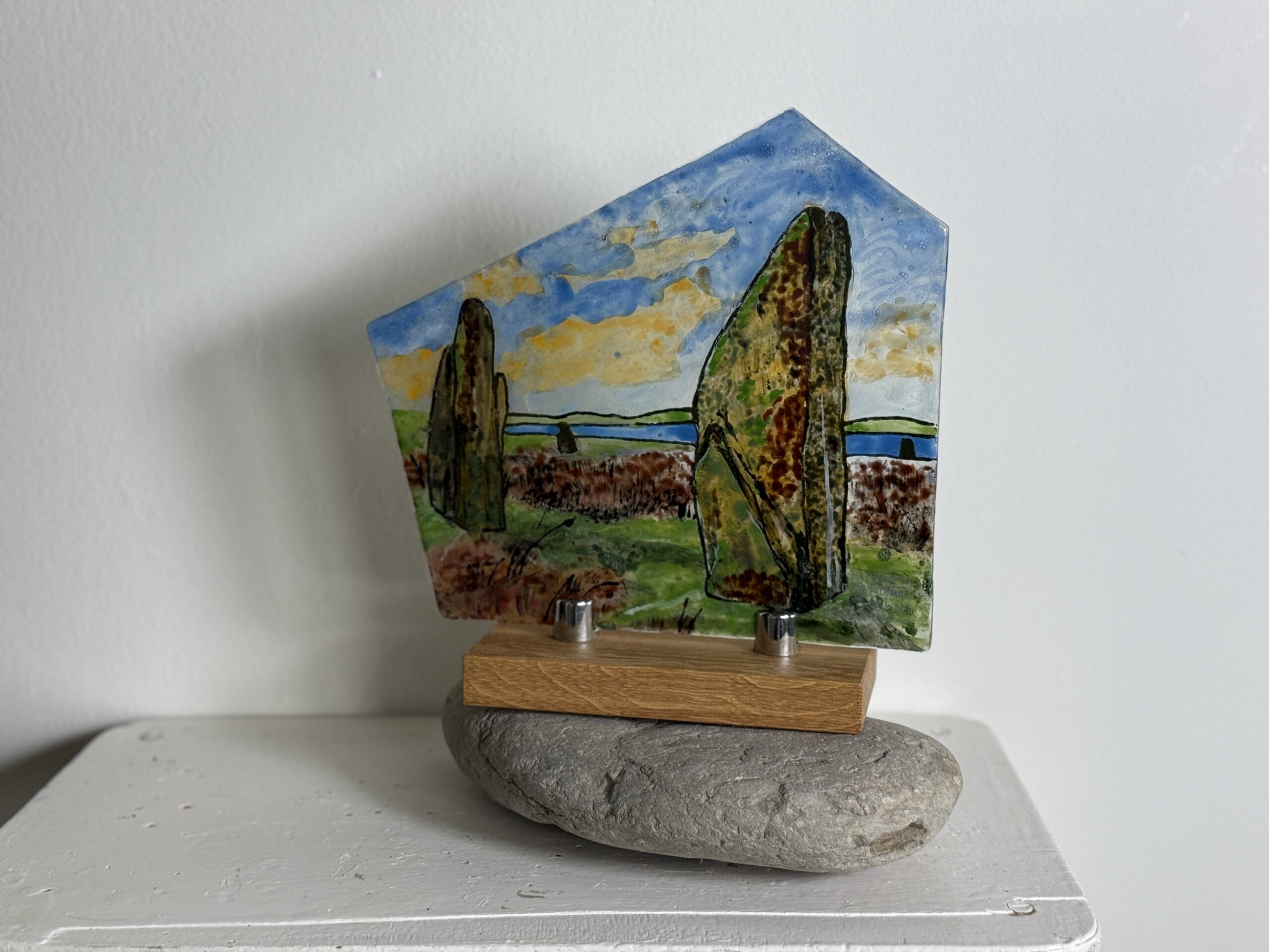 Dynamic Shaped Standing Stones Panel on oak stand - Image 3