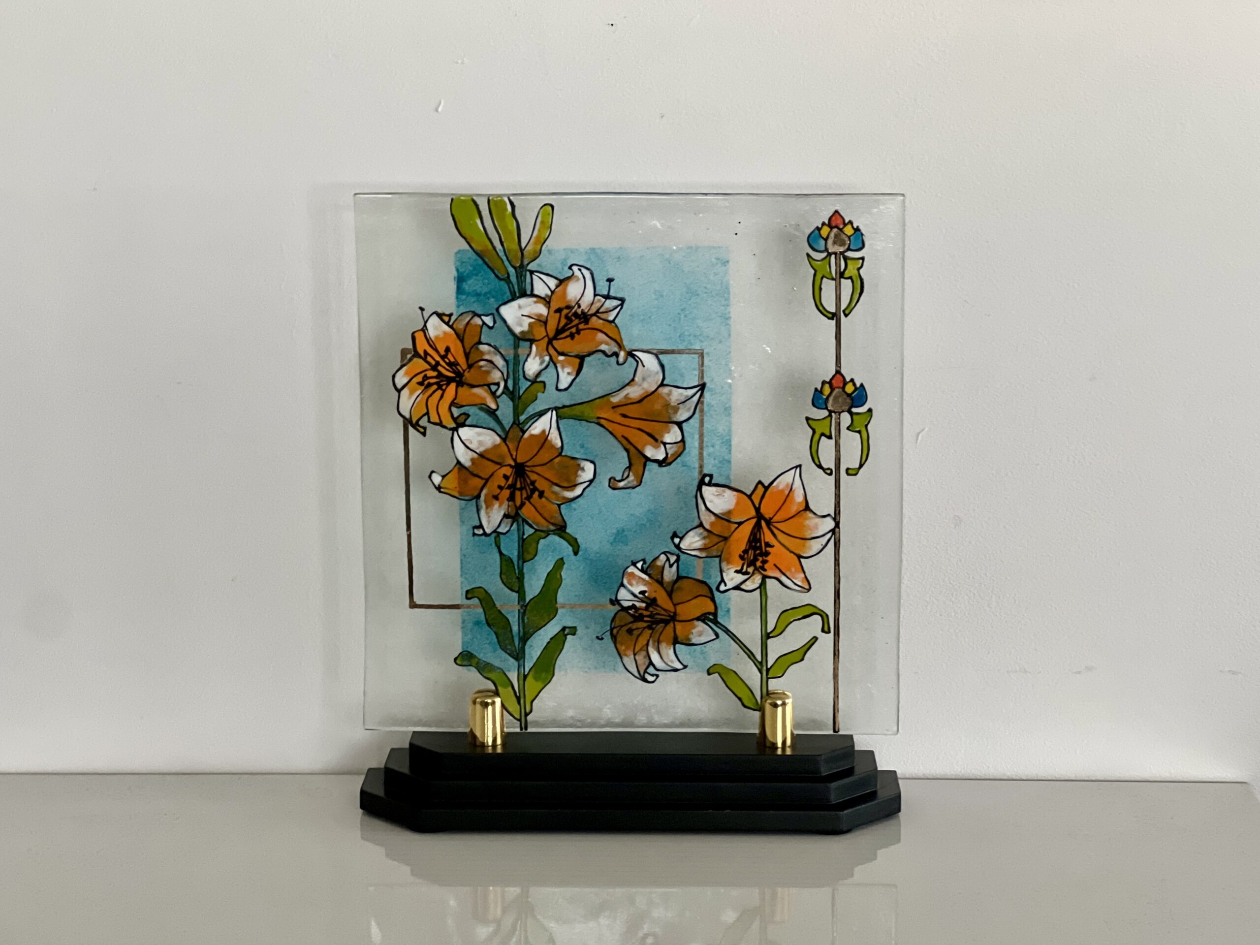 Orangey Lilies Panel on stand - Image 3