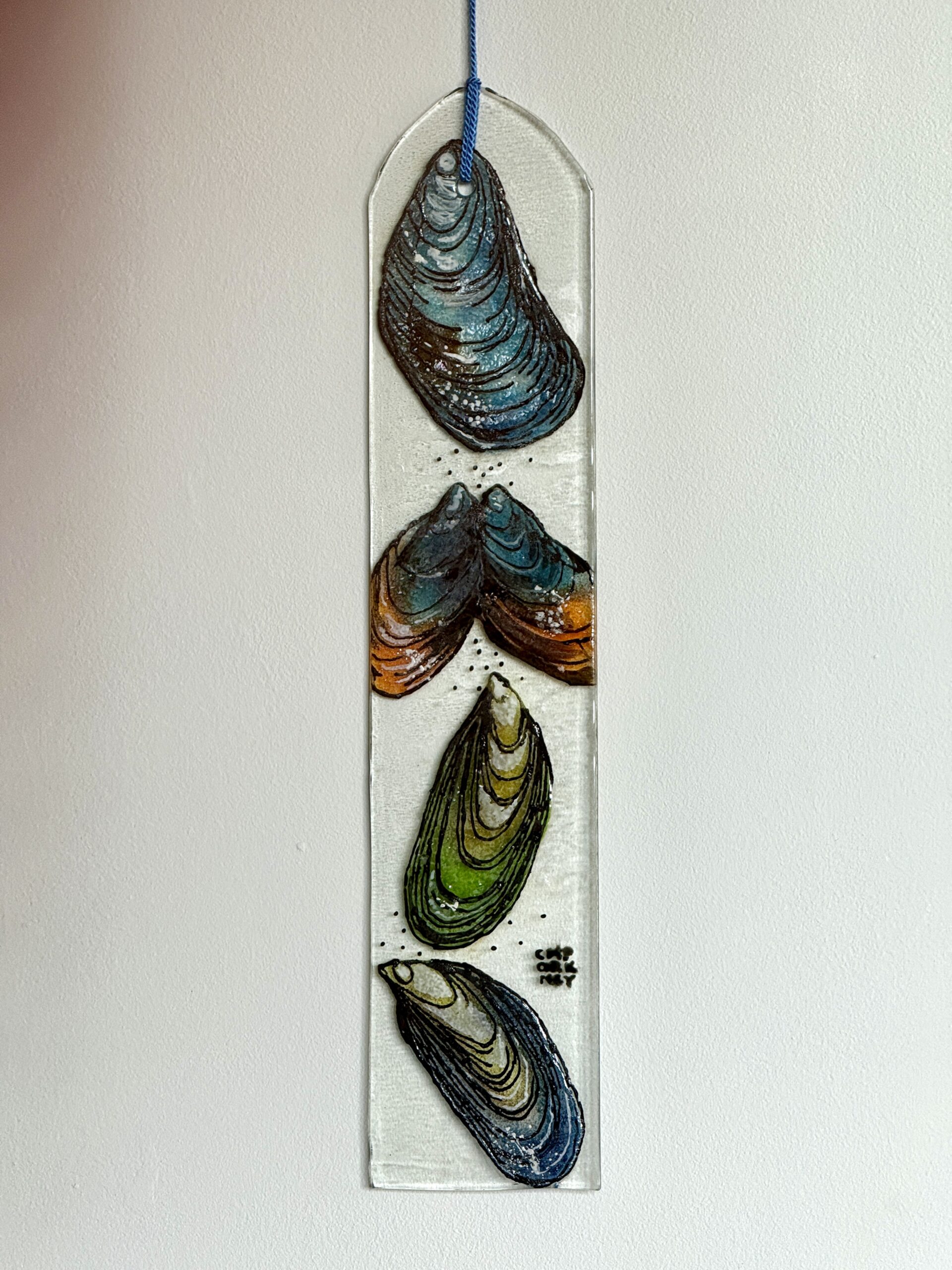 MUSSELS - Window Hanger